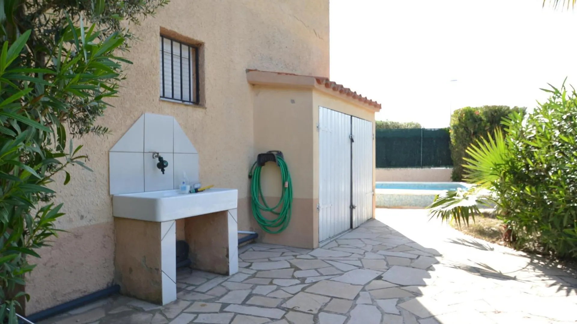 Casa Viva Para 4 Personas Riumar