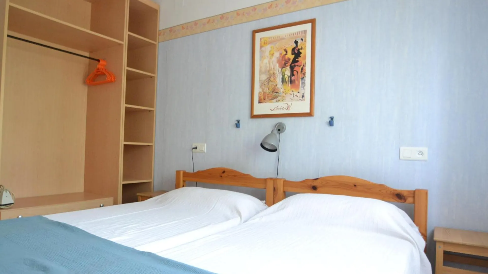 Casa Viva Para 4 Personas Riumar Spain